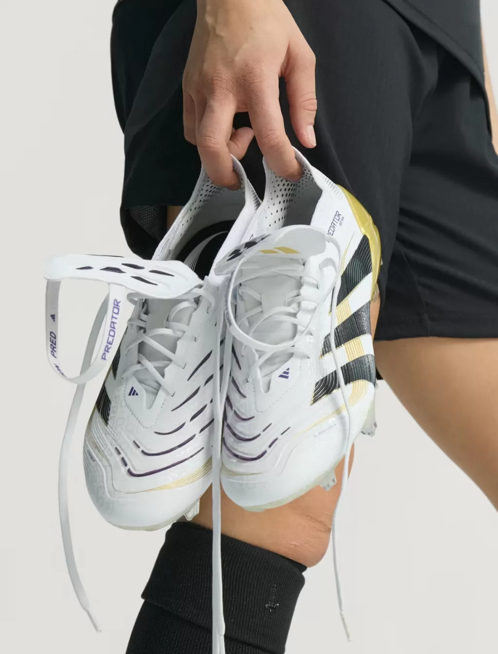Бутсы профессиональные Adidas Predator Elite FT FG